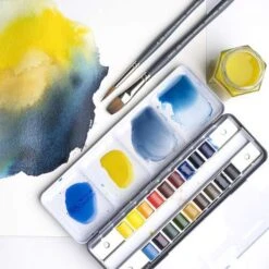 Winsor & Newton Professional Watercolour Travel Set -Copic Shop Winsor26amp3BNewtonProfessionalWatercolourTravelSet 2